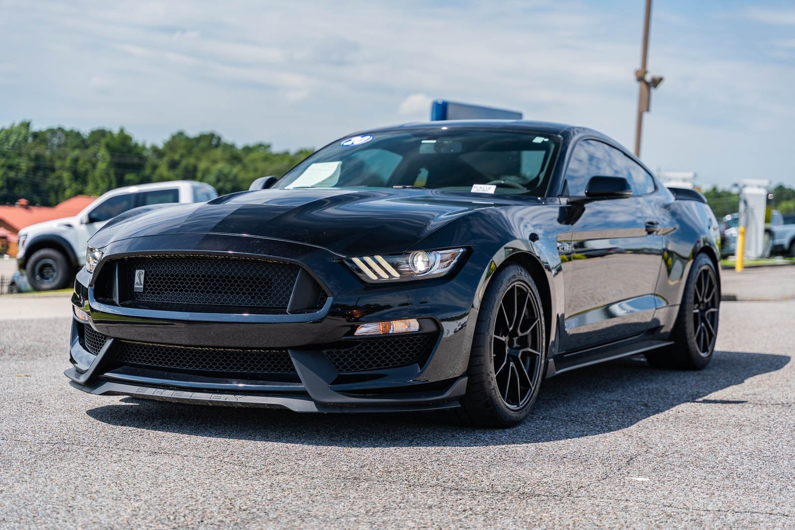 2020 Ford Mustang Shelby GT350 photo 3