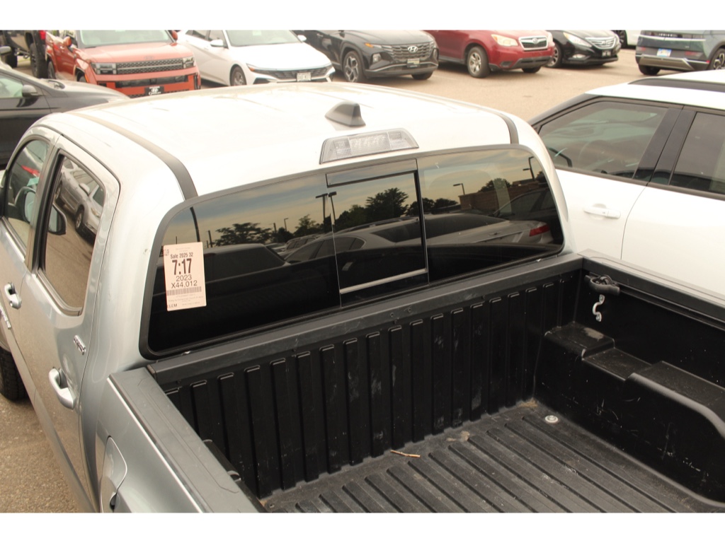 2023 Toyota Tacoma SR5 photo 2
