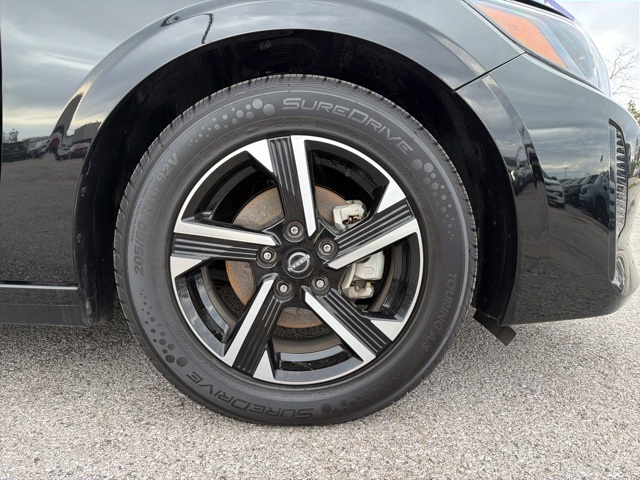 2024 Nissan Sentra SV photo 4