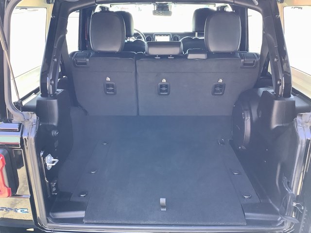 2022 Jeep Wrangler Unlimited Sahara 4xe photo 30