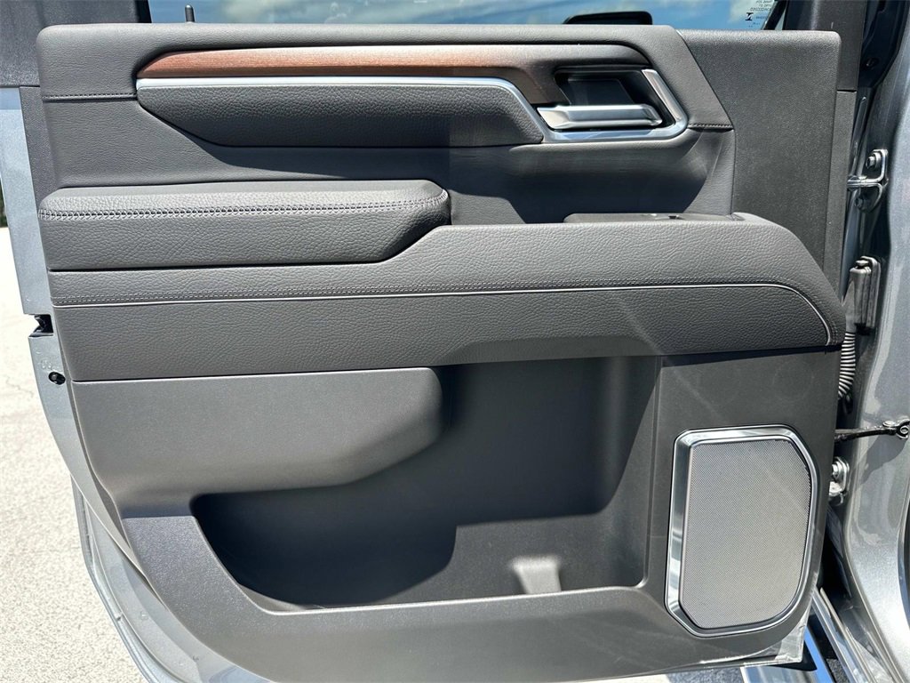 2025 Gmc Sierra 2500 HD Denali photo 10