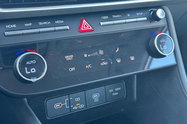 2026 Hyundai Sonata Hybrid Blue photo 19