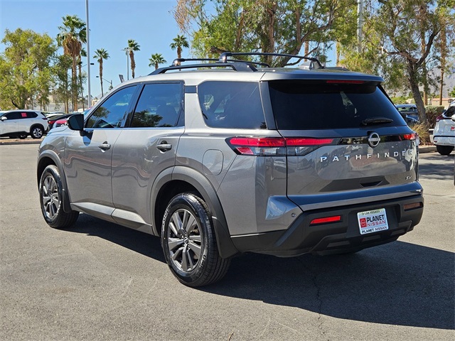 2024 Nissan Pathfinder SV photo 7