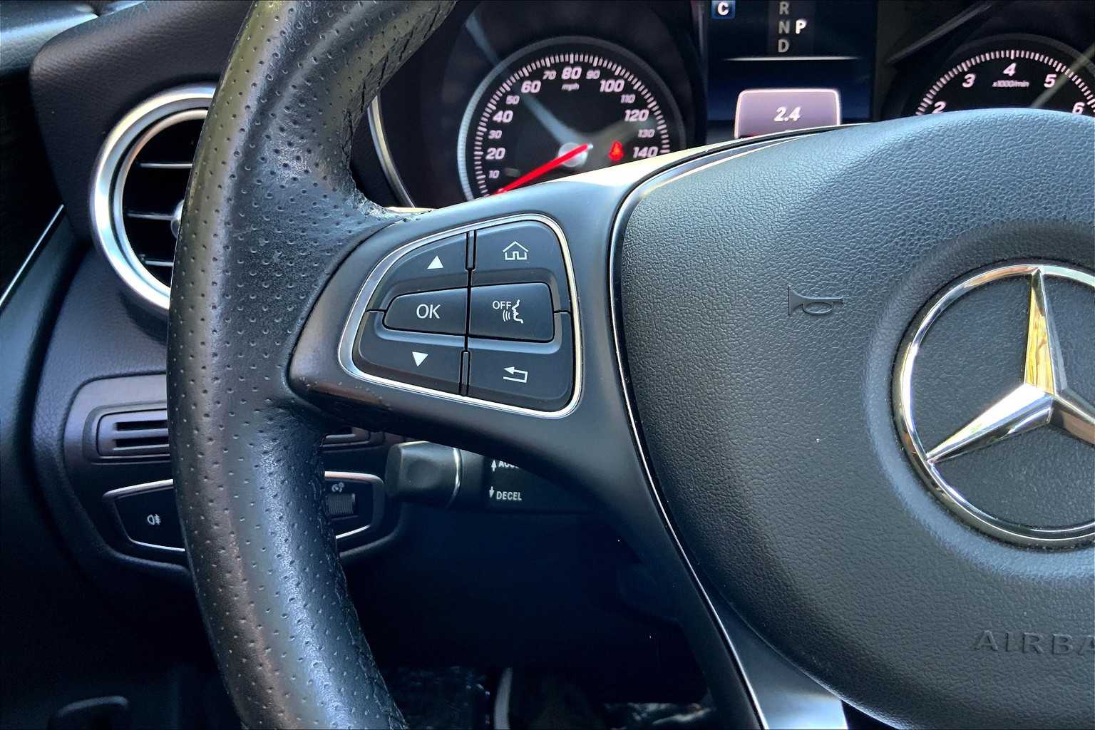 2018 Mercedes Benz GL 300 photo 22