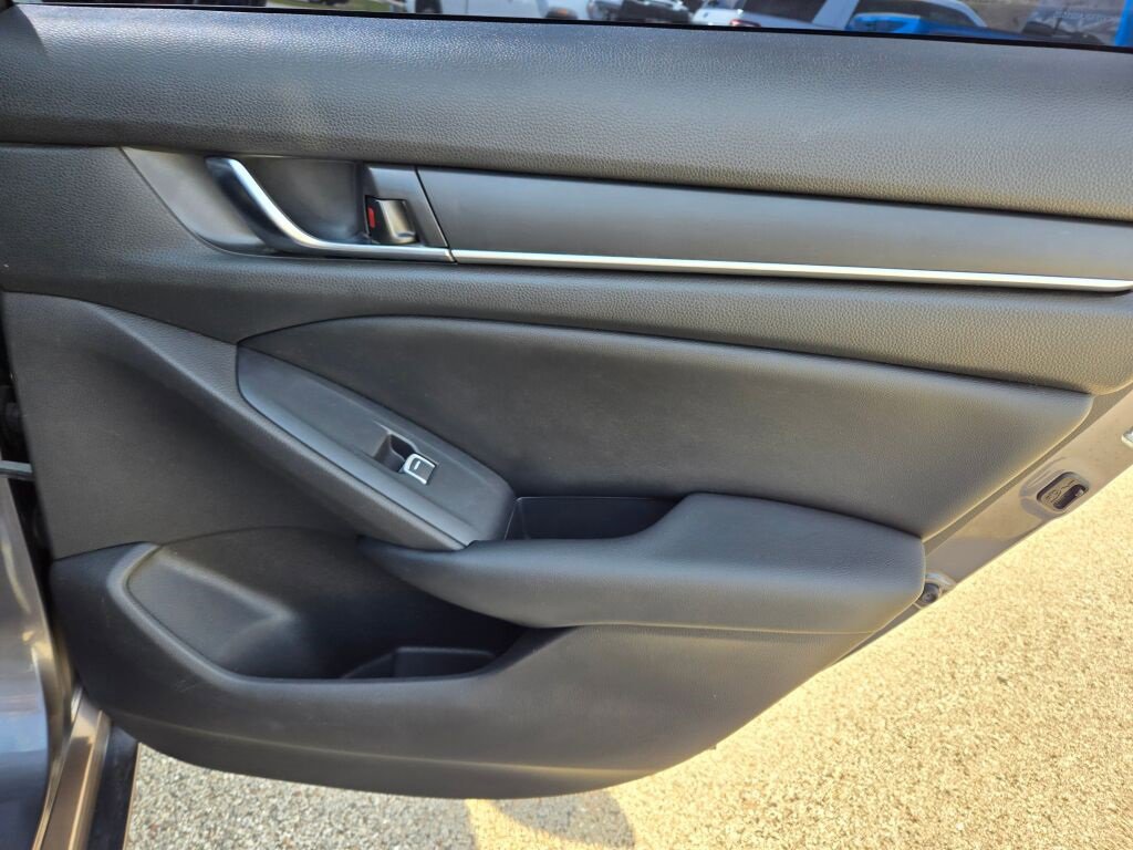 2020 Honda Accord Sport 2.0T photo 9