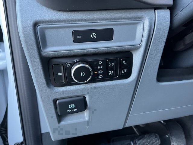 2025 Ford F-150 XLT photo 14
