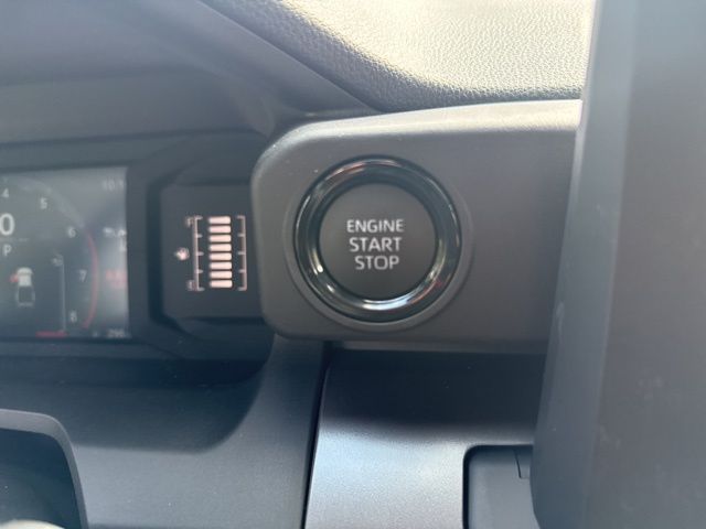 2025 Toyota Tacoma SR5 4x4 Double Cab photo 25