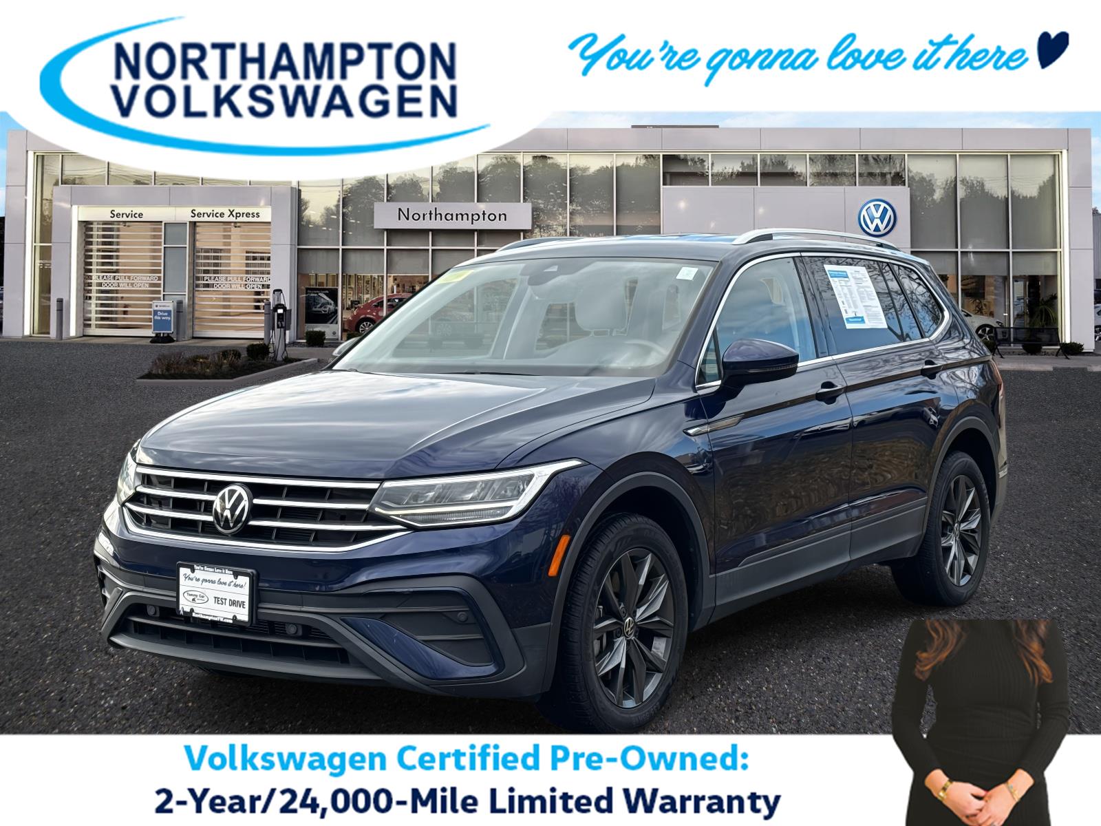 2022 Volkswagen Tiguan SE's photo