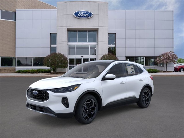 2026 Ford Escape Platinum's photo