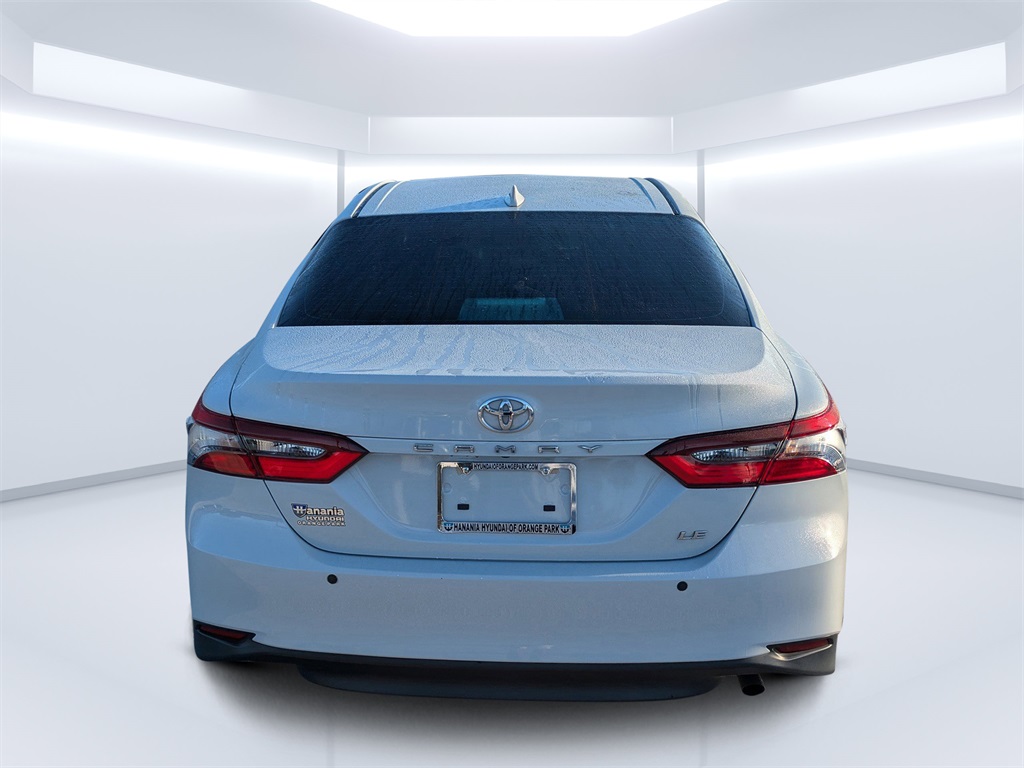2022 Toyota Camry LE photo 4