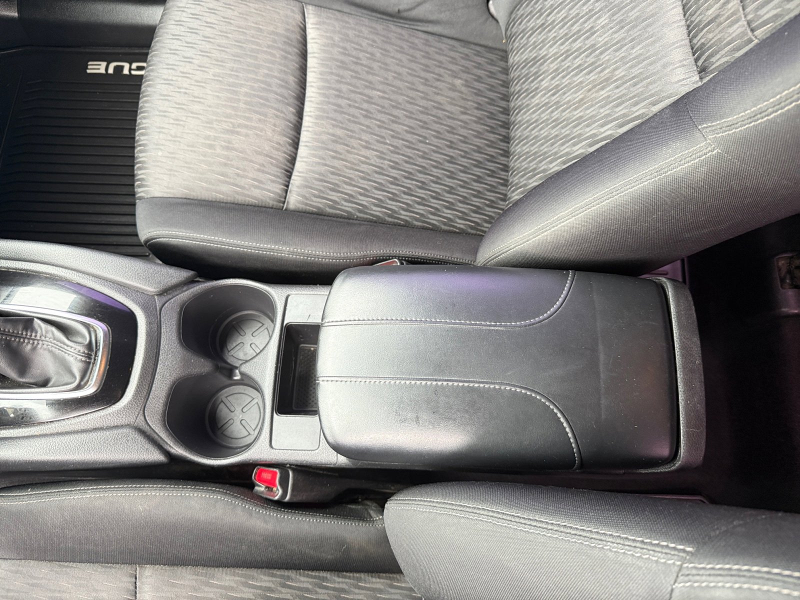 2020 Nissan Rogue S photo 14