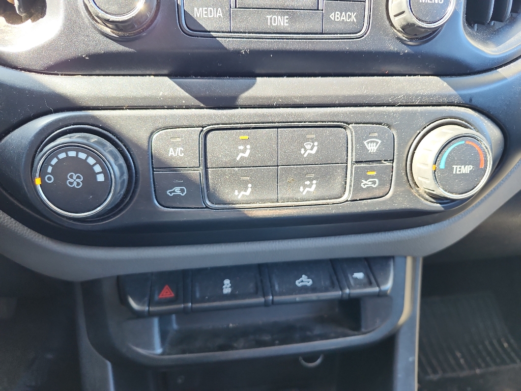 2016 Chevrolet Colorado Work Truck photo 17