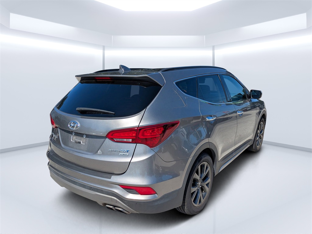 2017 Hyundai Santa Fe Sport 2.0T Ultimate photo 3