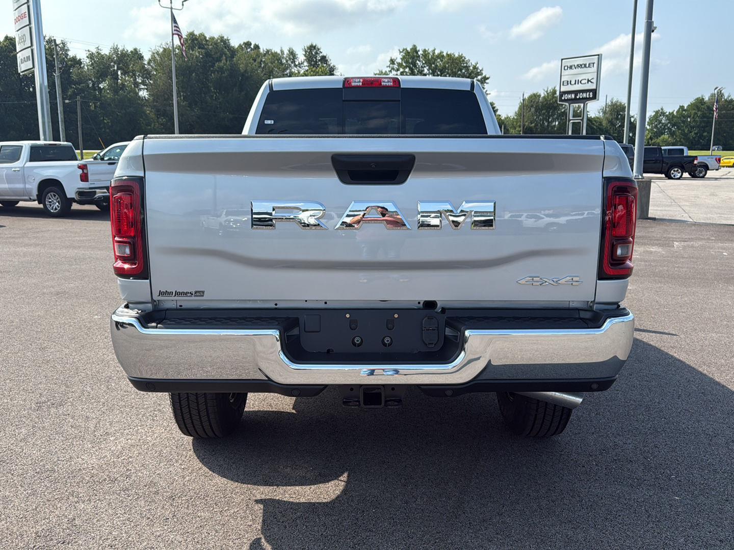 2025 Ram 2500 Tradesman photo 16