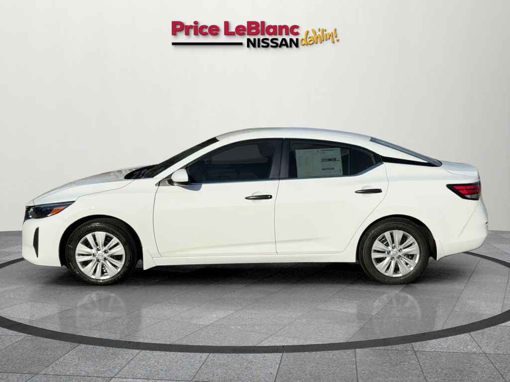 2025 Nissan Sentra S photo 2