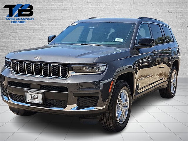 2025 Jeep Grand Cherokee L Laredo's photo