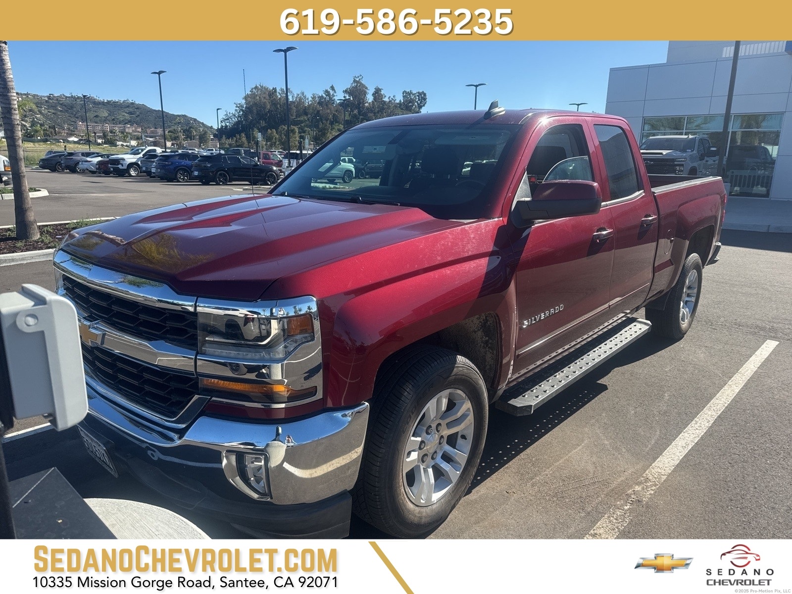 2017 Chevrolet Silverado LT's photo