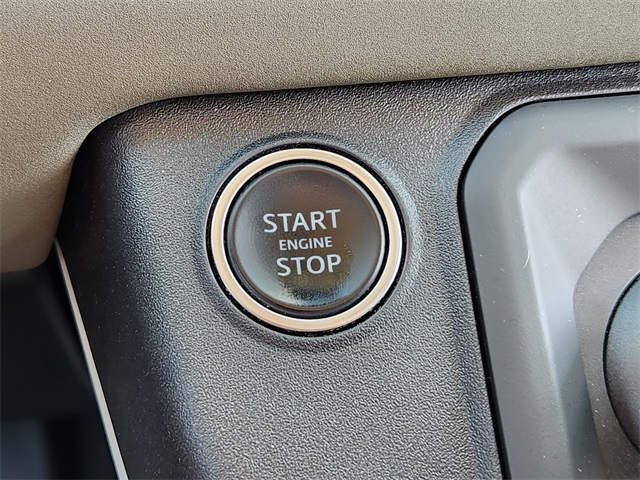 2023 Land Rover Defender 110 SE photo 19
