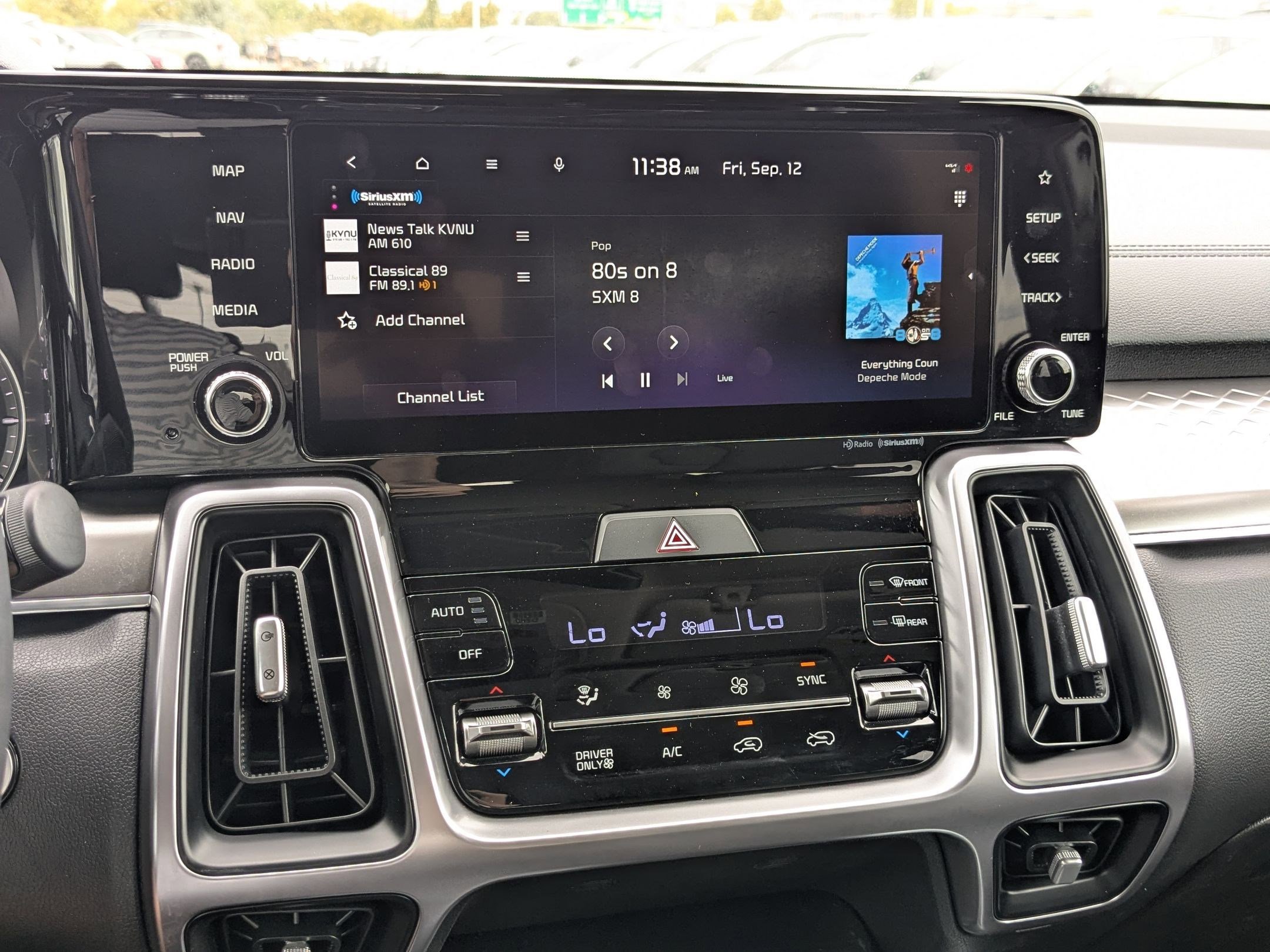 2023 Kia Sorento Hybrid EX photo 15