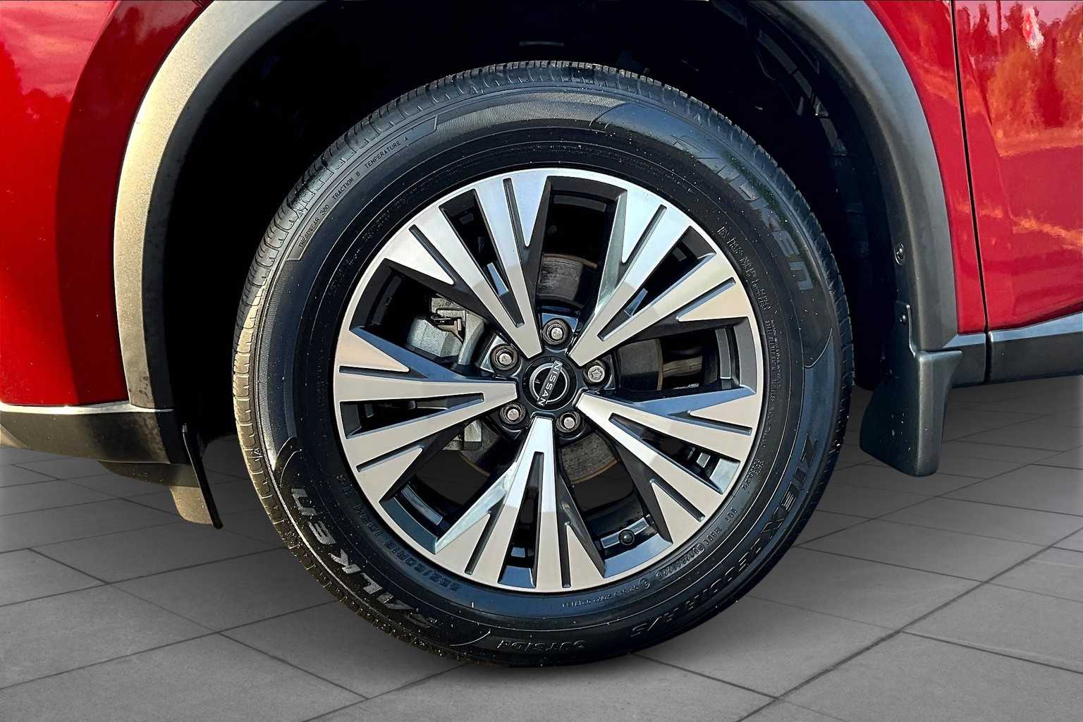 Image of Pre-Owned 2023 Nissan Rogue SV