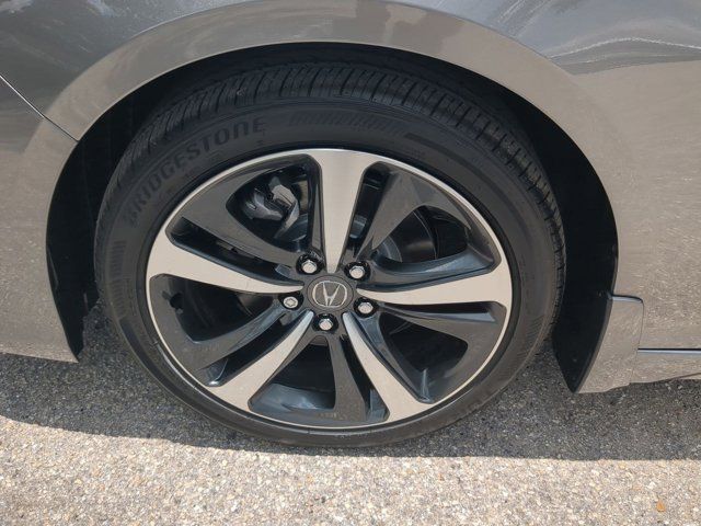 2025 Acura TLX Technology photo 11