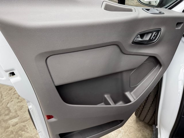 2025 Ford Transit Cargo Van photo 10