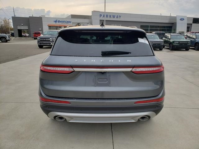 2026 Lincoln Corsair Premiere photo 3