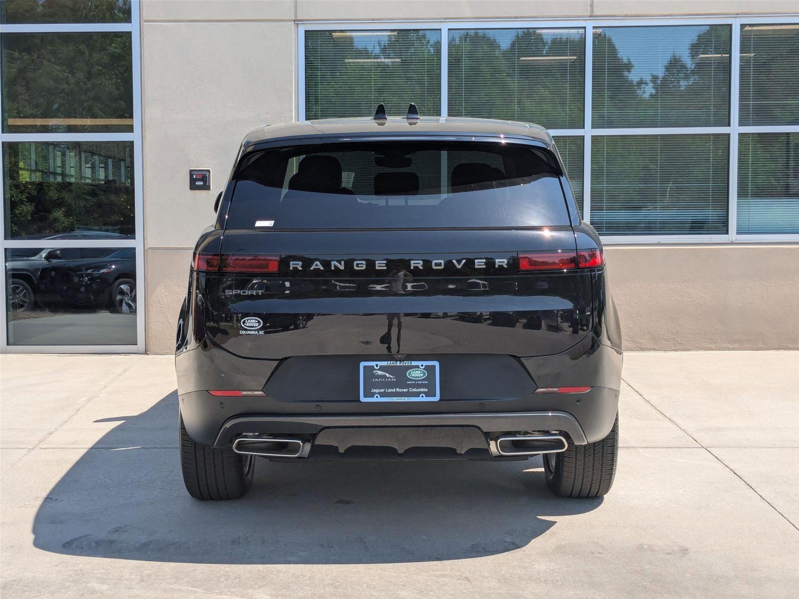 2025 Land Rover Range Rover Sport P360 S photo 5