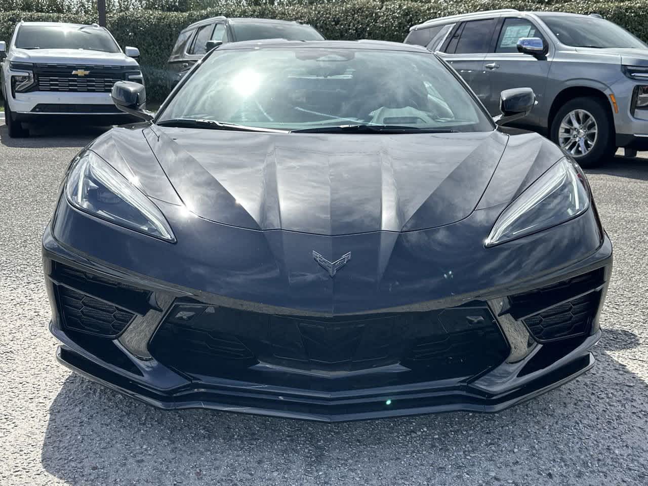 2024 Chevrolet Corvette Stingray 2LT photo 2