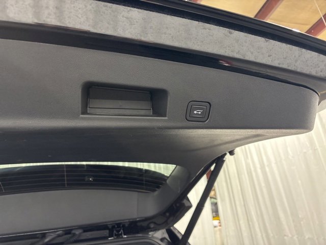 2025 Gmc Acadia Elevation photo 9