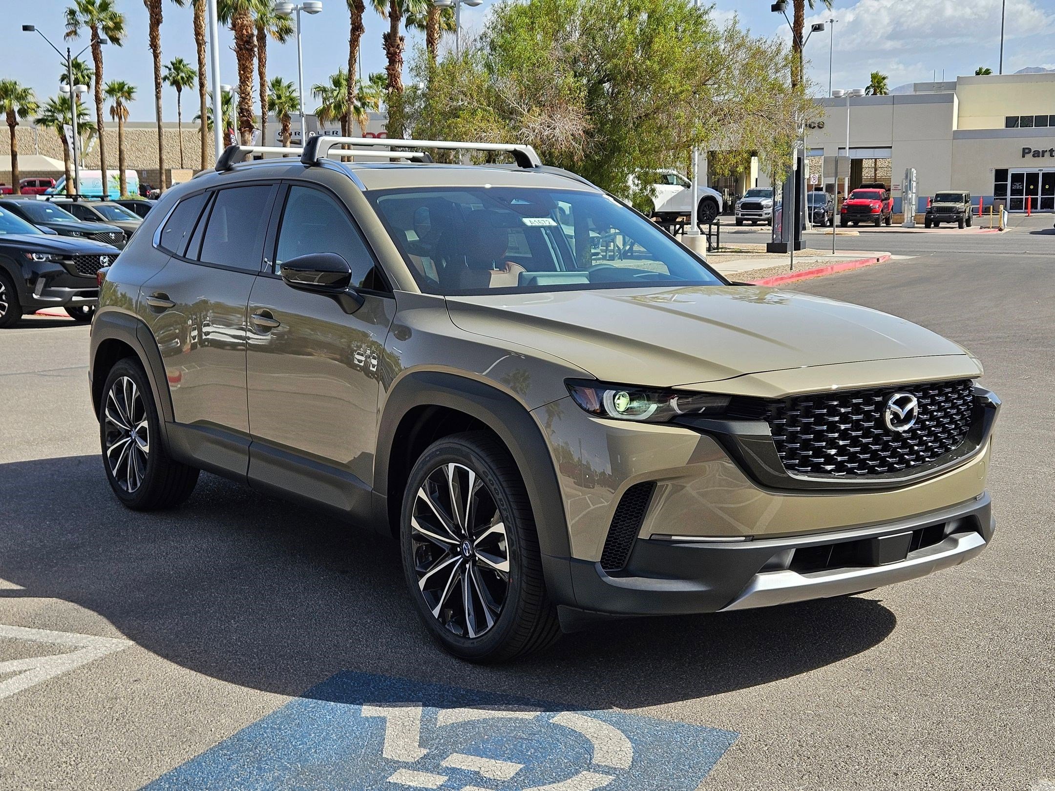 2025 Mazda CX-50 Premium photo 7