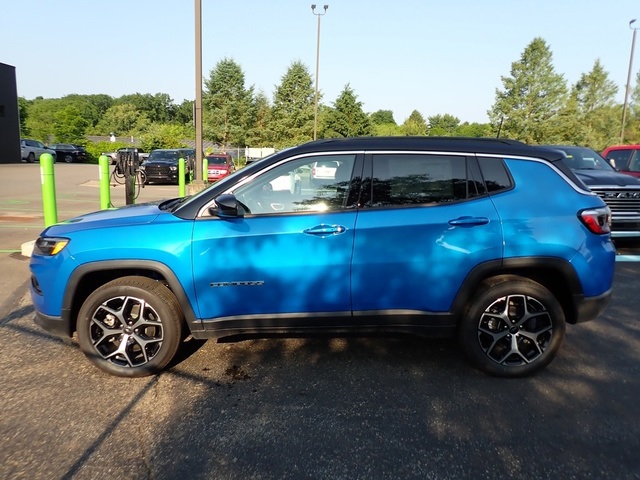 2025 Jeep Compass Limited photo 2