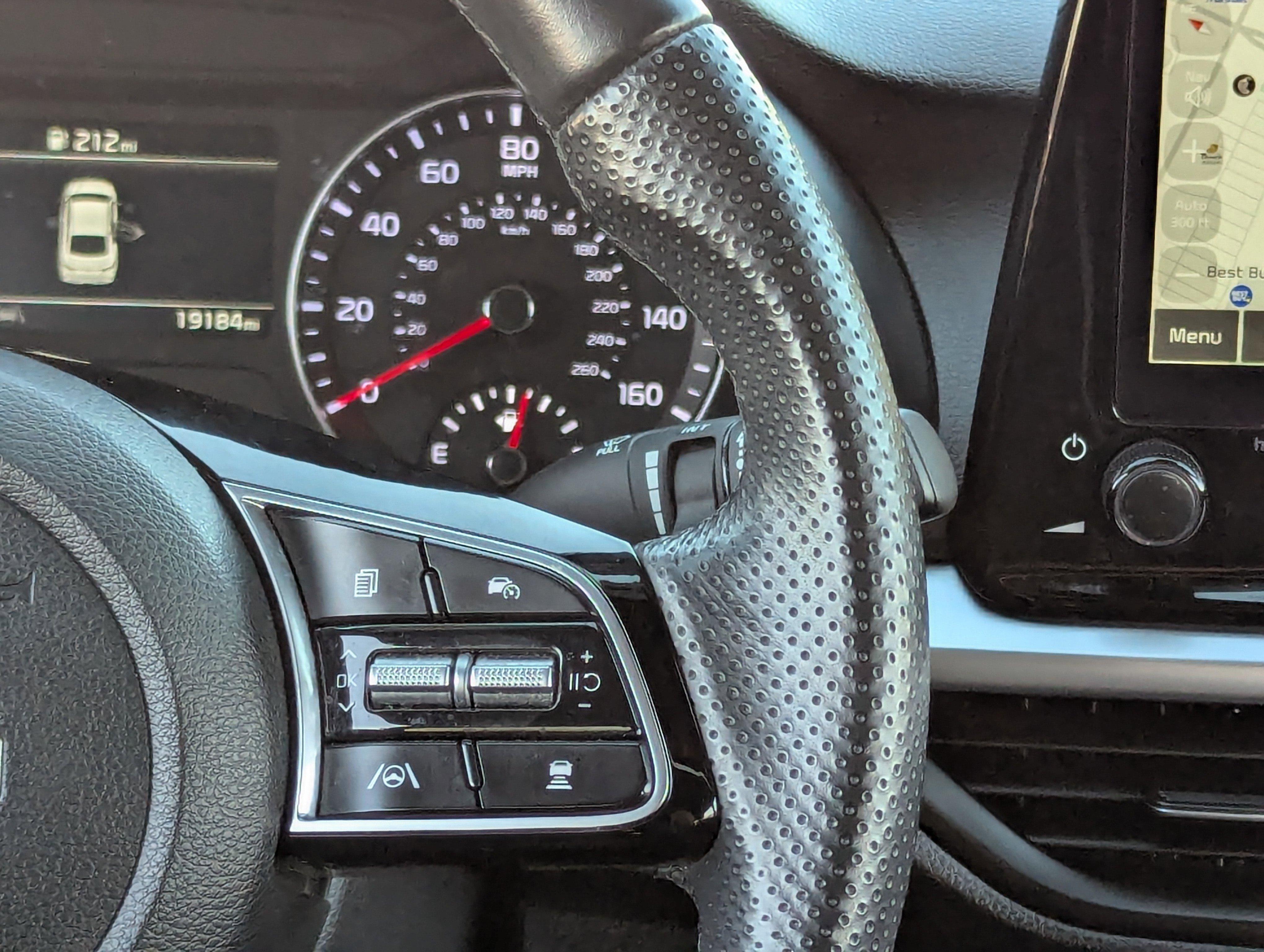 2024 Kia Forte GT-Line photo 2