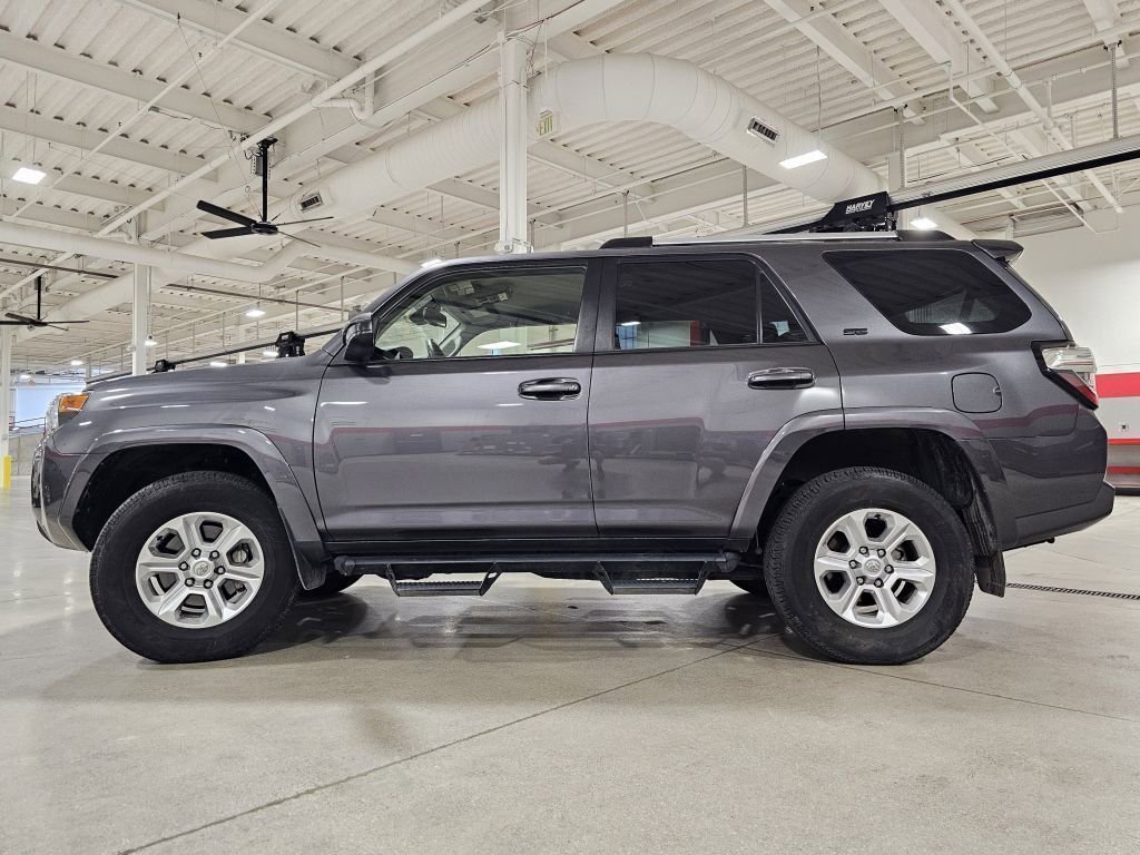 2023 Toyota 4Runner SR5 photo 5