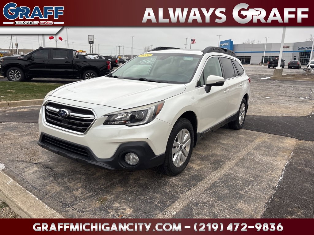 2019 Subaru Outback Premium's photo