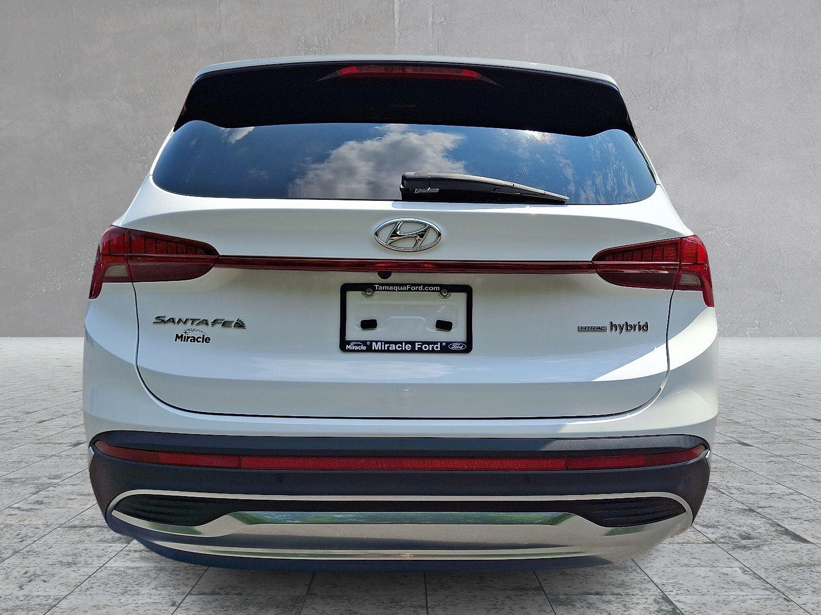 2023 Hyundai Santa Fe Limited photo 3