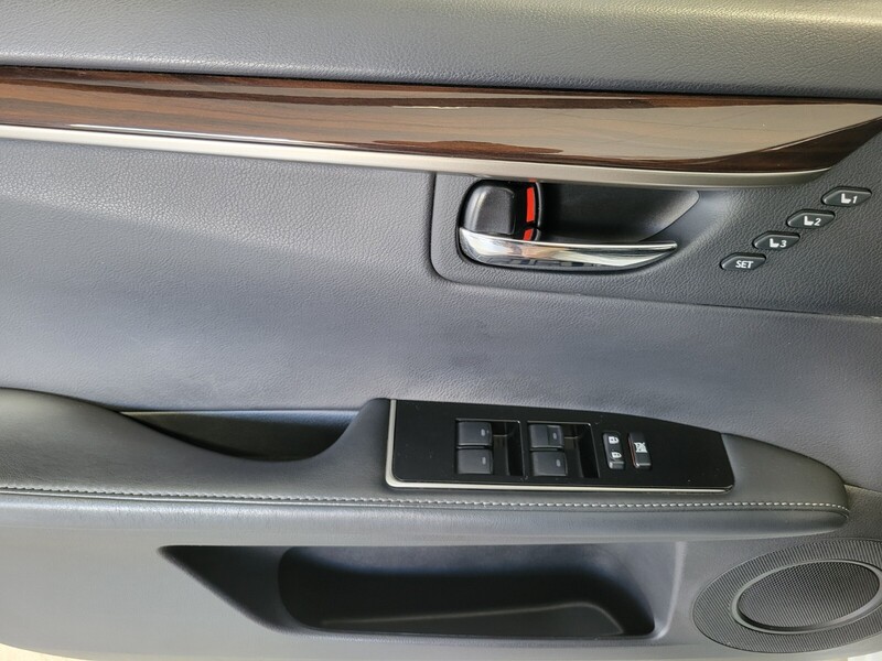 2016 Lexus ES 350 photo 18