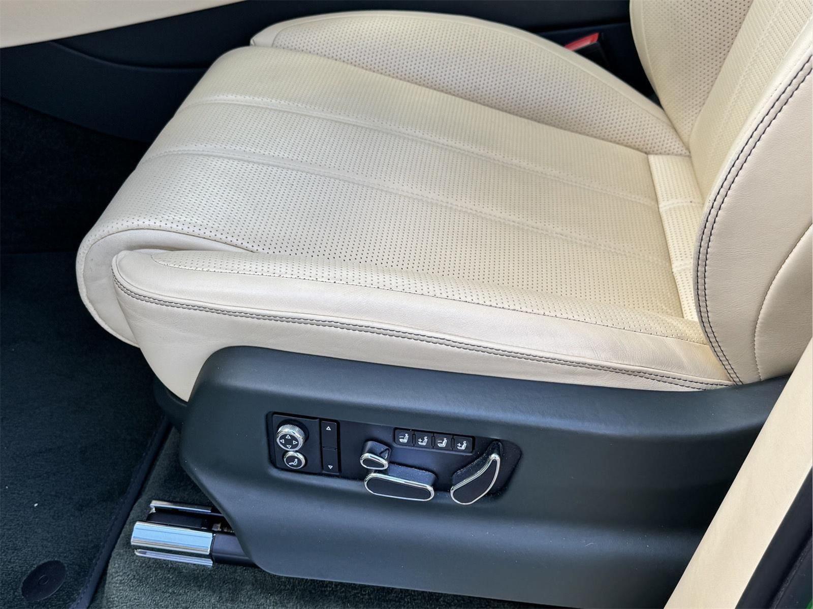 2021 Bentley Bentayga Speed photo 24