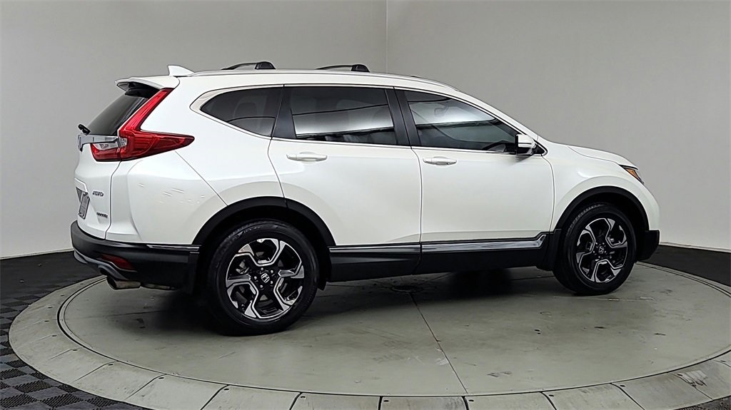 2017 Honda CR-V Touring photo 7