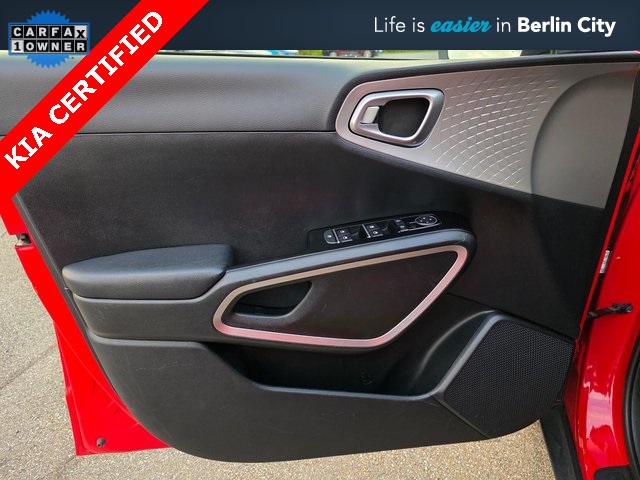 2023 Kia Soul LX photo 16