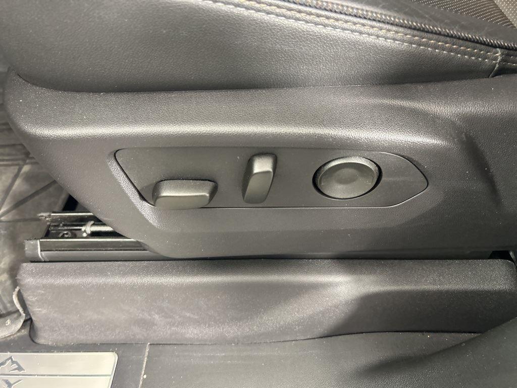 2025 Chevrolet Silverado 1500 High Country photo 4