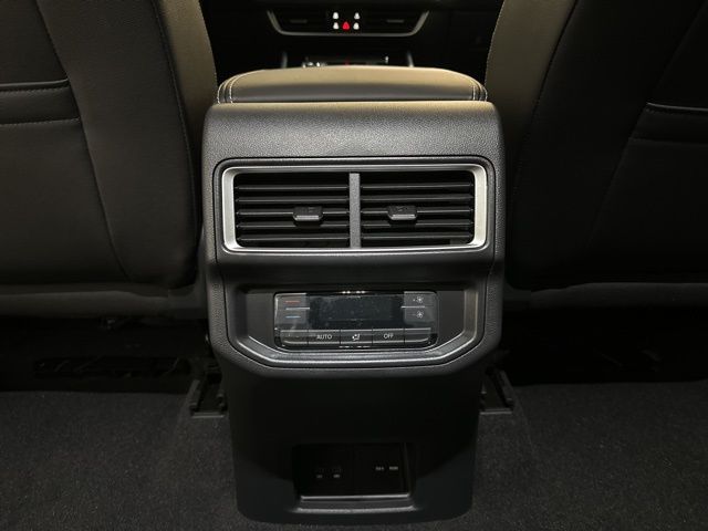 2026 Volkswagen Atlas SE Technology photo 27