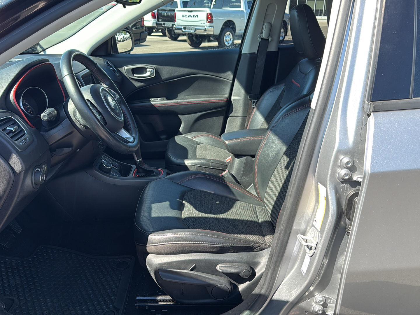 2019 Jeep Compass Trailhawk photo 9