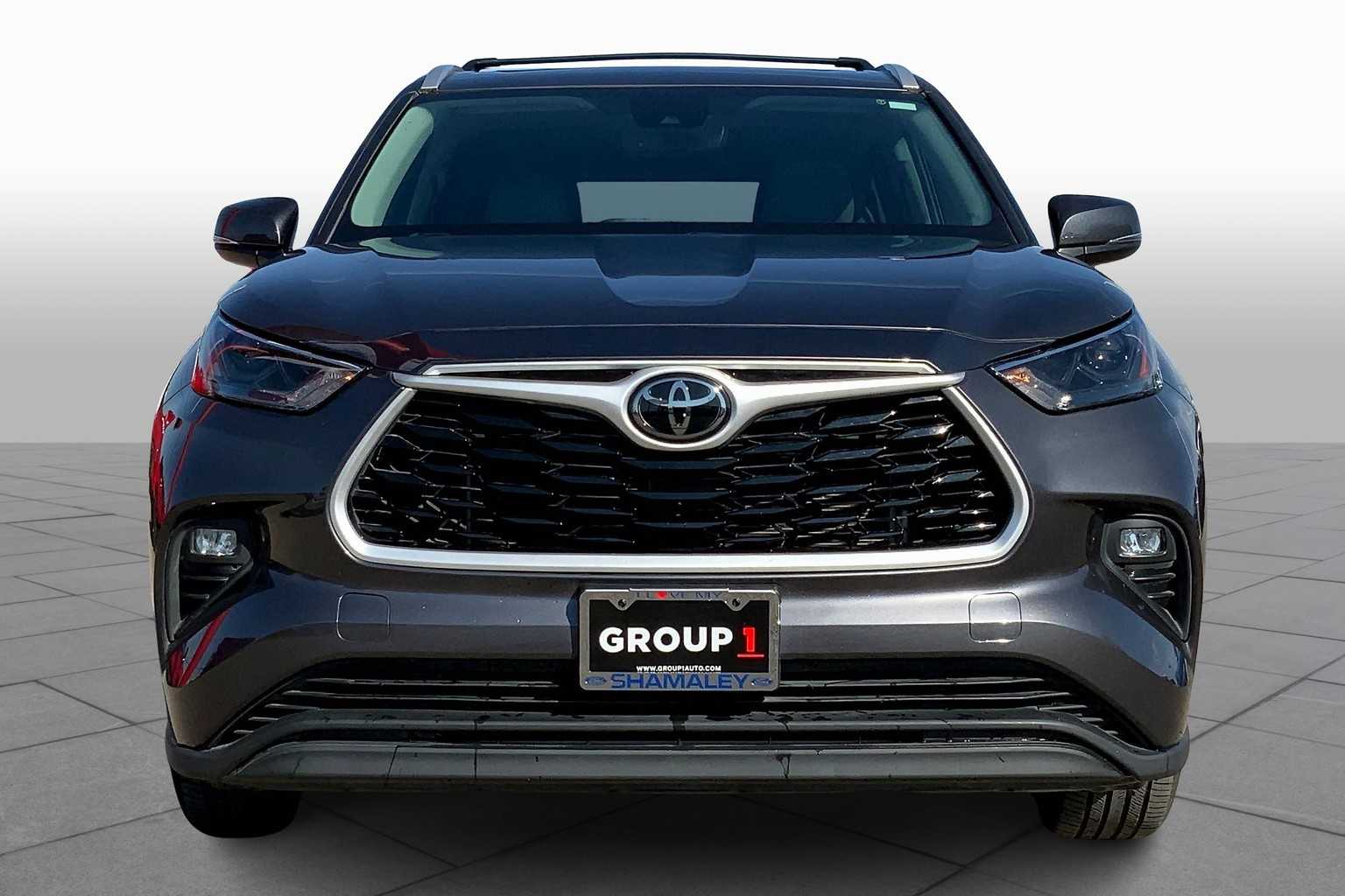 2022 Toyota Highlander XLE photo 5