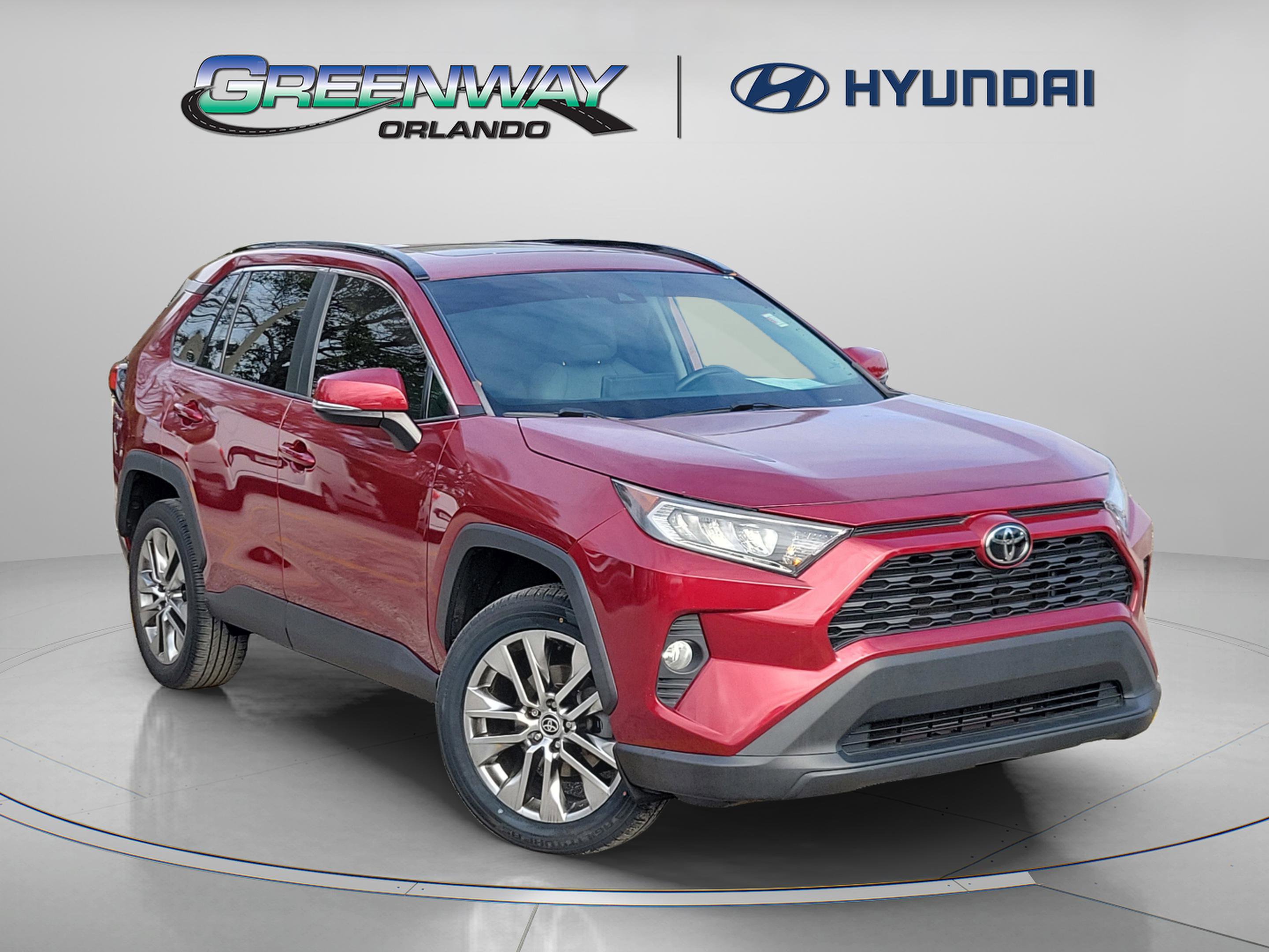 2021 Toyota RAV4 XLE Premium's photo