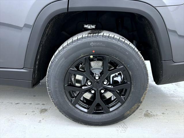 2025 Jeep Grand Cherokee Altitude photo 24