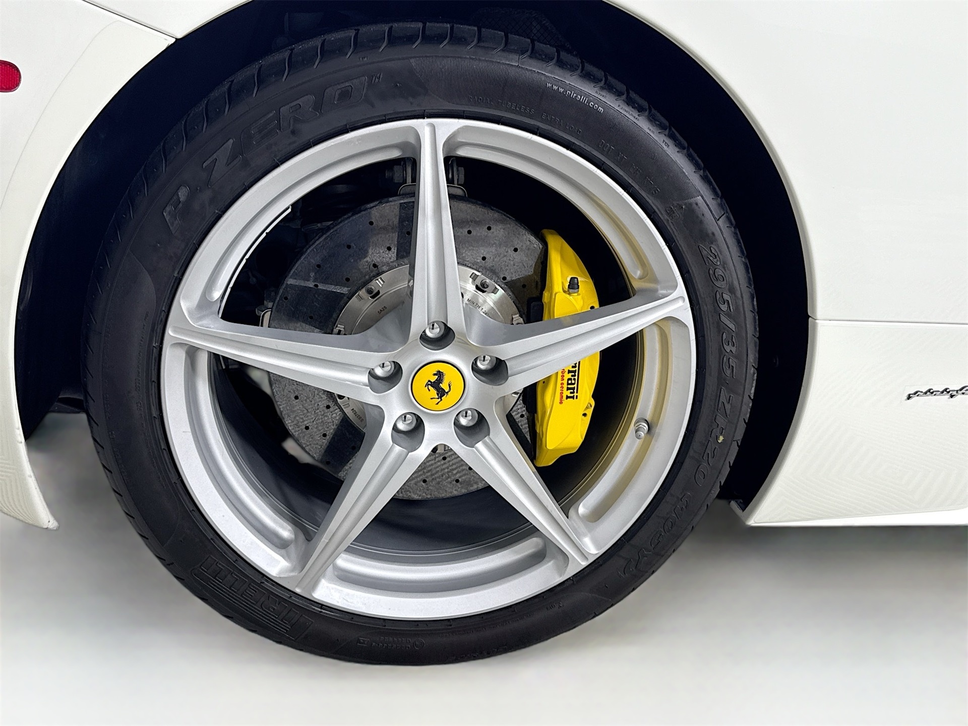 2015 Ferrari 458 Spider Base photo 22