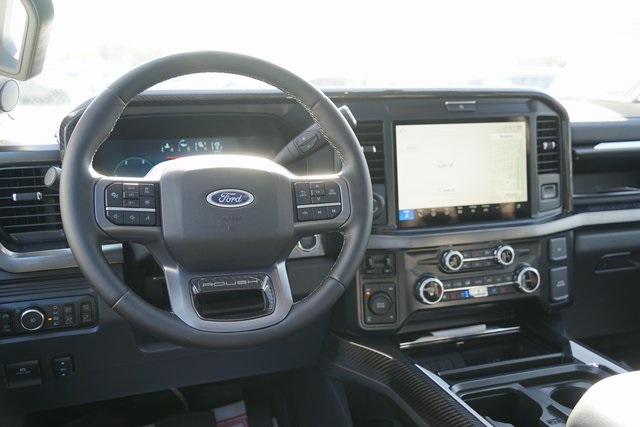 2025 FORD F-350 - Image 40