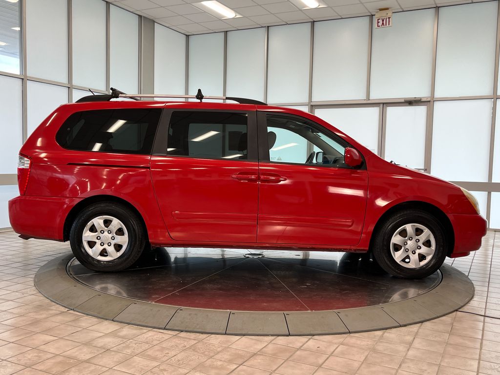 2010 Kia Sedona LX photo 8