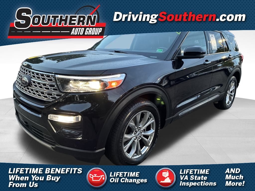 2023 Ford Explorer Limited's photo